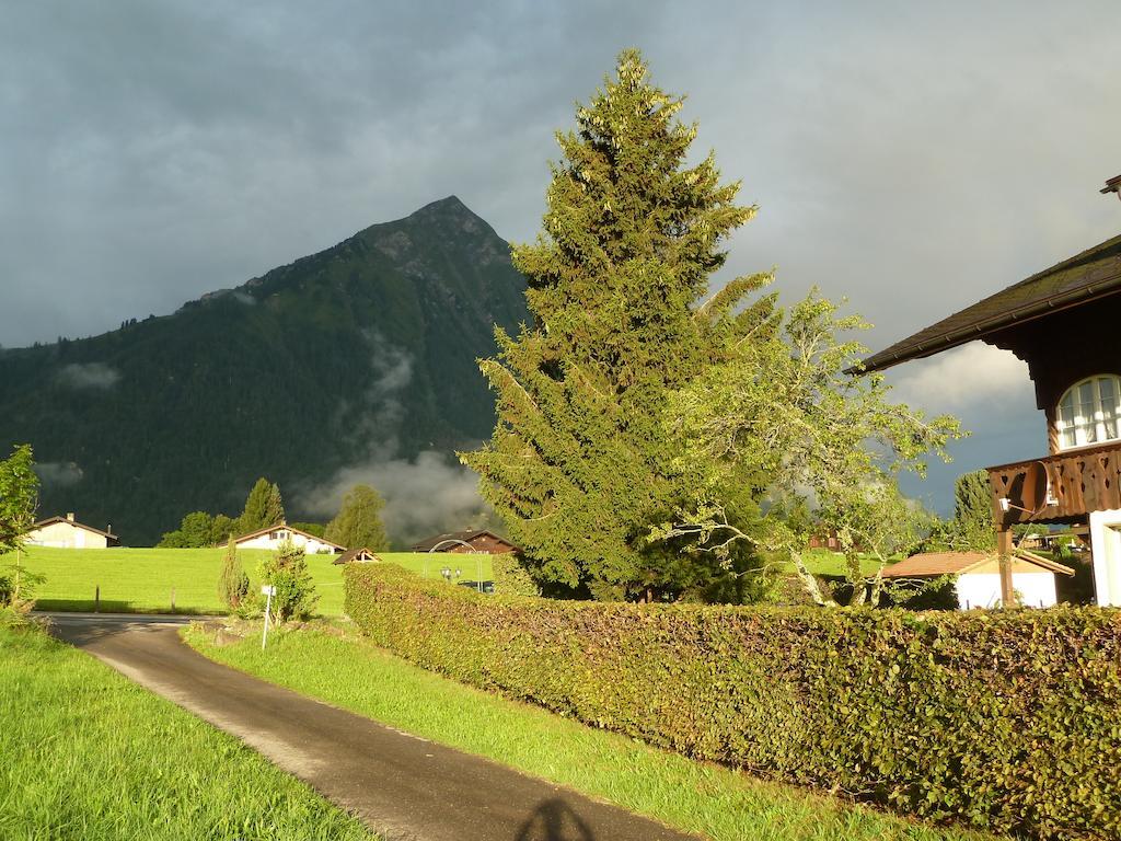 Hotel Restaurant Sunnmatt Aeschi Bei Spiez Exterior photo