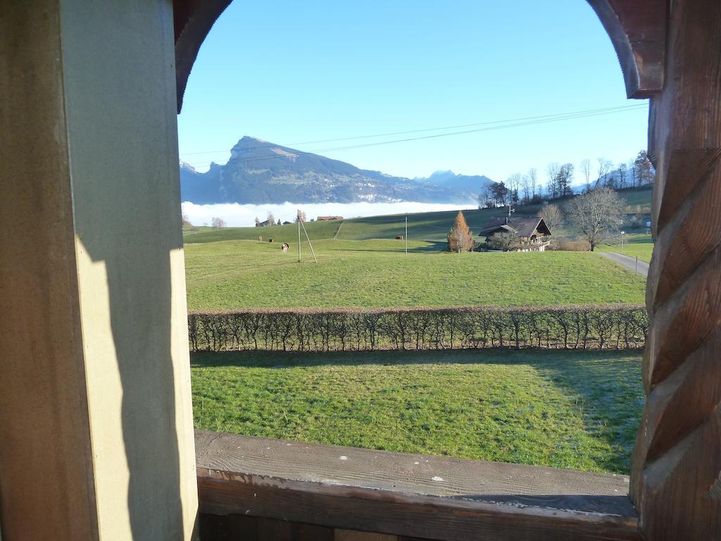 Hotel Restaurant Sunnmatt Aeschi Bei Spiez Exterior photo