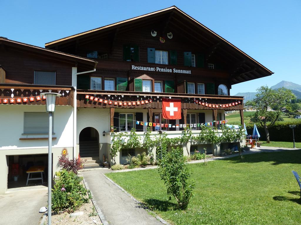 Hotel Restaurant Sunnmatt Aeschi Bei Spiez Exterior photo