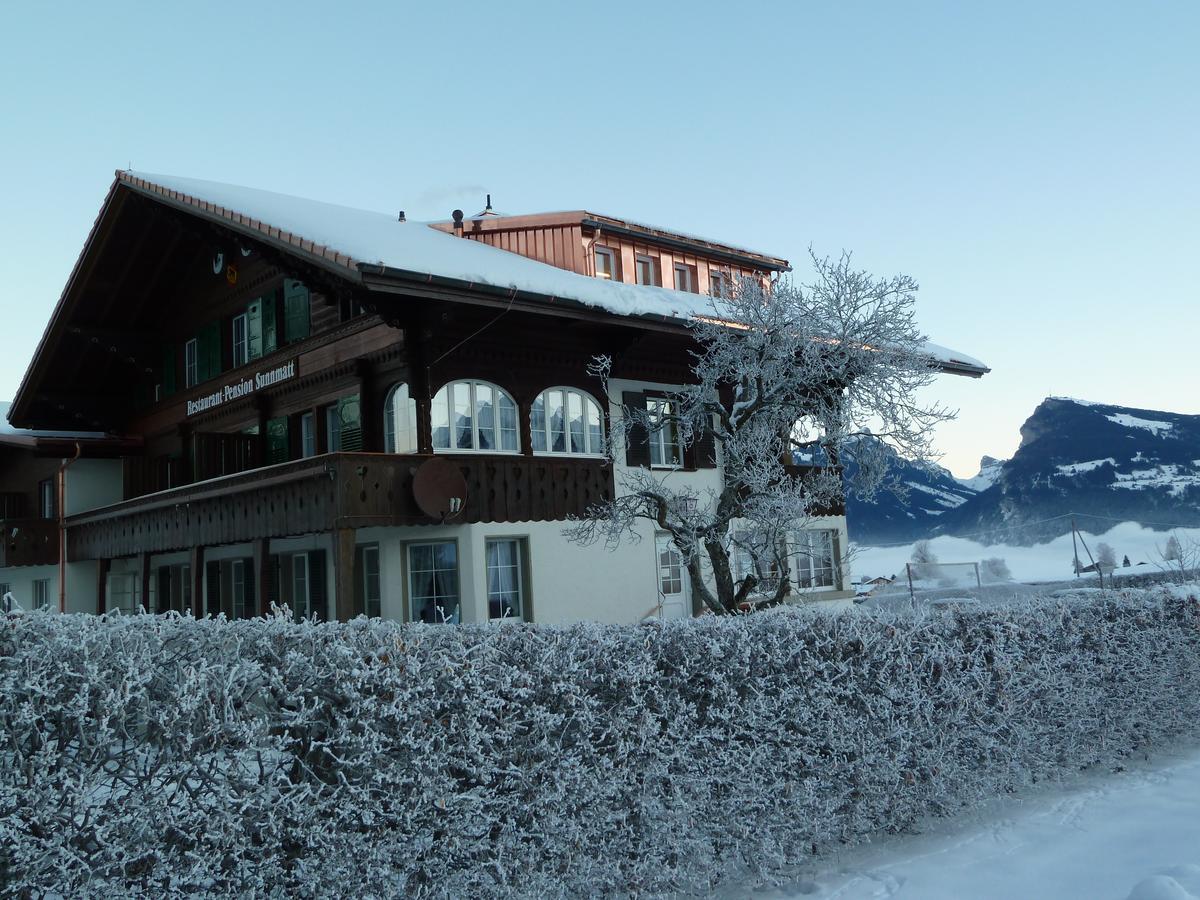 Hotel Restaurant Sunnmatt Aeschi Bei Spiez Exterior photo