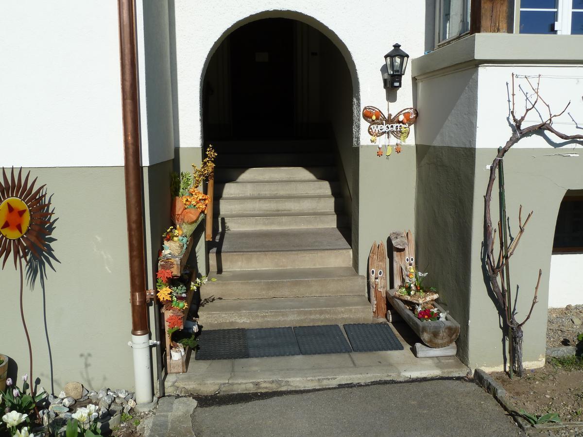 Hotel Restaurant Sunnmatt Aeschi Bei Spiez Exterior photo